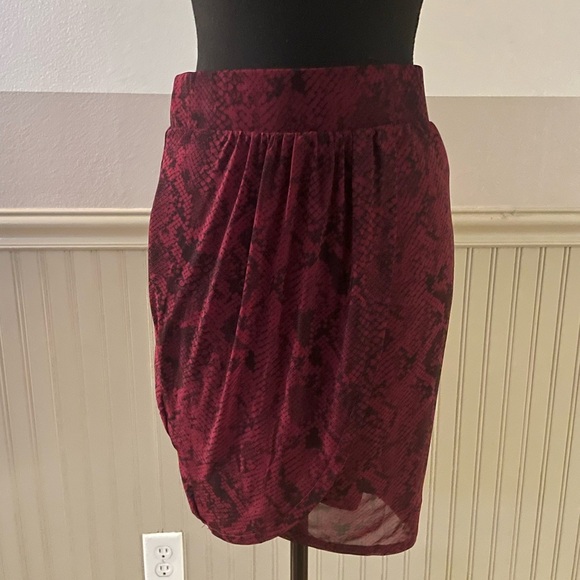 Guess Red Asymmetrical Wrap Pencil Skirt - Picture 1 of 6
